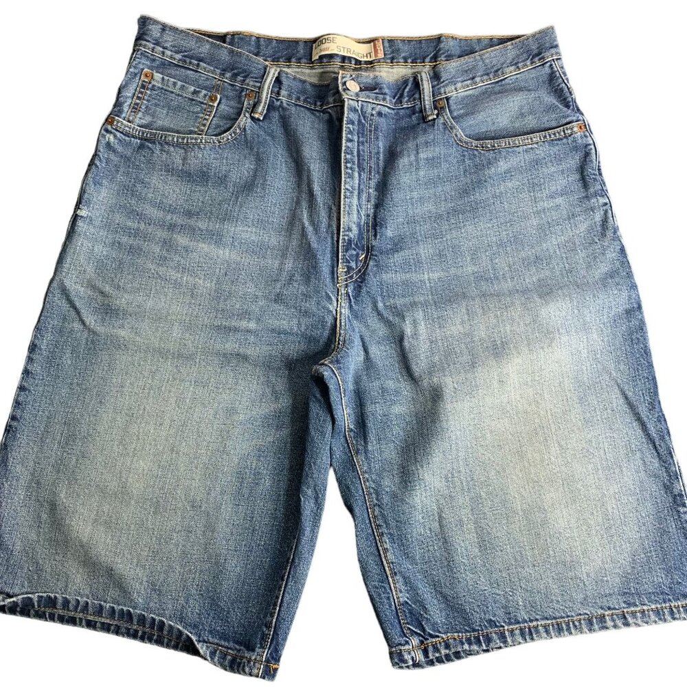 Levis 569 Loose Fit Straight Denim Shorts 38 Med Wash Button Zip 12 in 5 Pocket